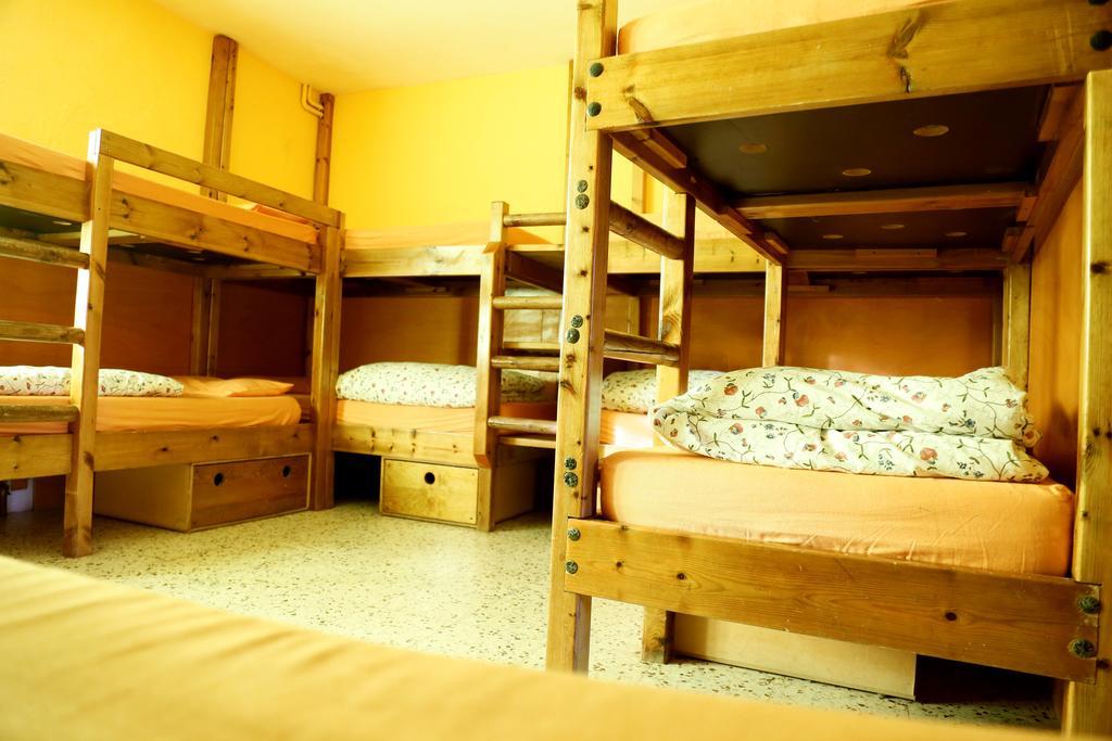 La Closa Vandrerhjem Castellar De N'Hug Eksteriør bilde