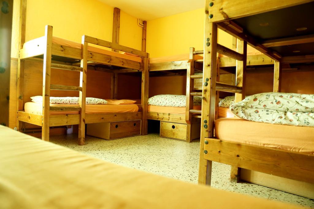 La Closa Vandrerhjem Castellar De N'Hug Eksteriør bilde